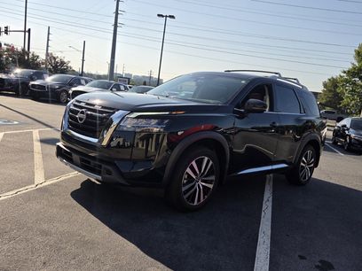 Used 2024 Nissan Pathfinder Platinum