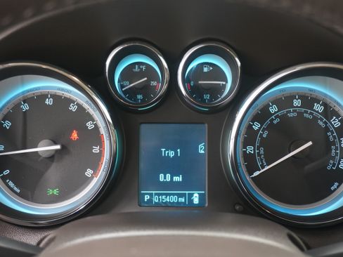 Used 2013 Buick Verano Convenience FWD image 16