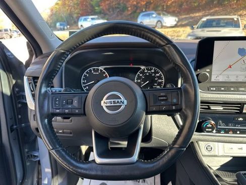 Used 2021 Nissan Rogue SL w/ Premium Package image 20