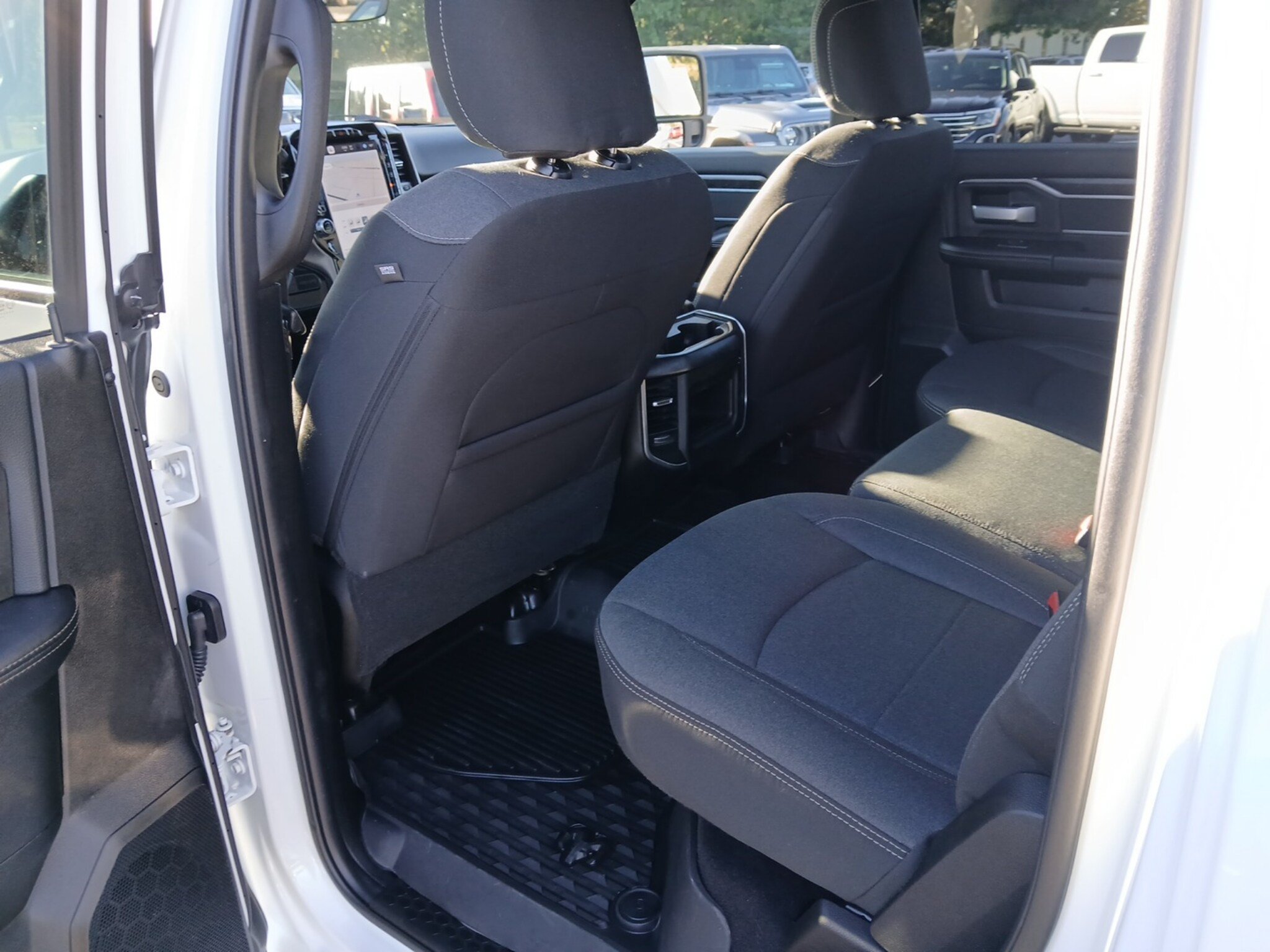 Certified 2024 RAM 2500 Big Horn w/ Night Edition AWD/4WD image 26