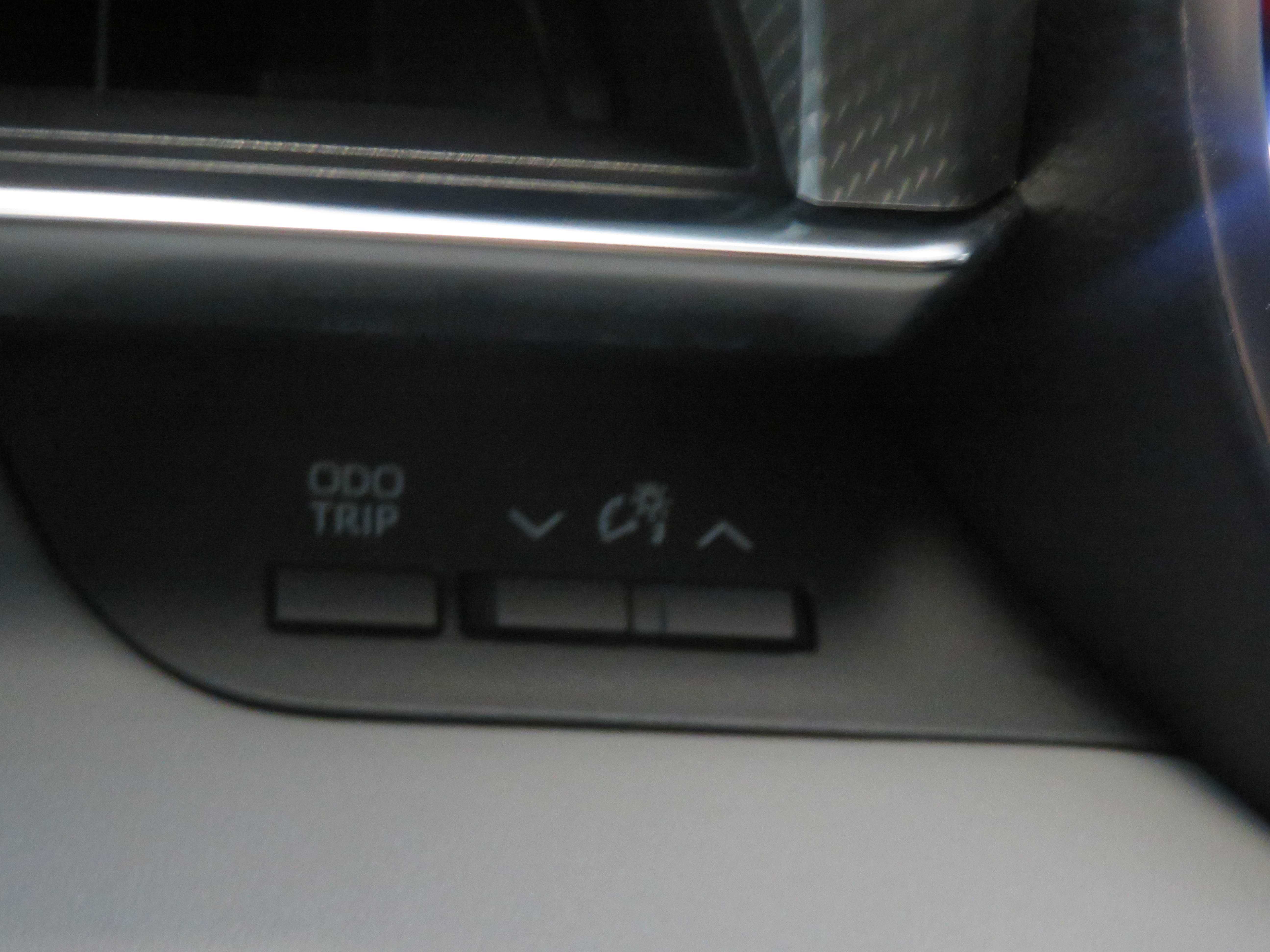 Used 2021 Toyota Highlander Platinum FWD image 41