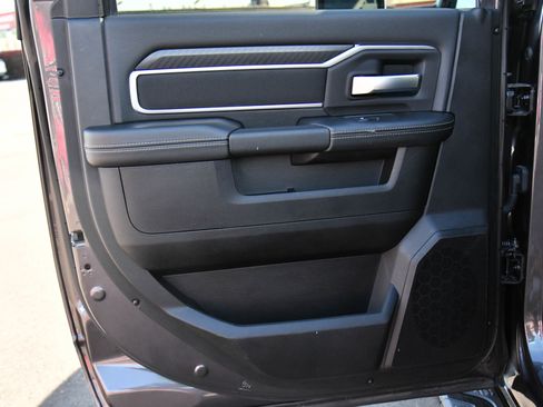 Used 2025 RAM 2500 Big Horn image 35