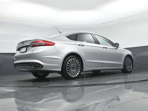 Used 2017 Ford Fusion SE image 53