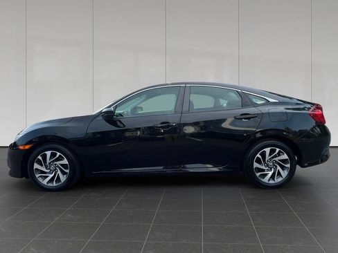 Used 2016 Honda Civic EX image 2