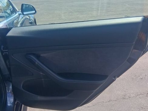 Used 2020 Tesla Model 3 Standard Range Plus RWD image 7