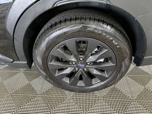 Used 2025 Subaru Outback Onyx Edition AWD/4WD image 10