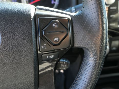 Used 2017 Toyota 4Runner SR5 image 15