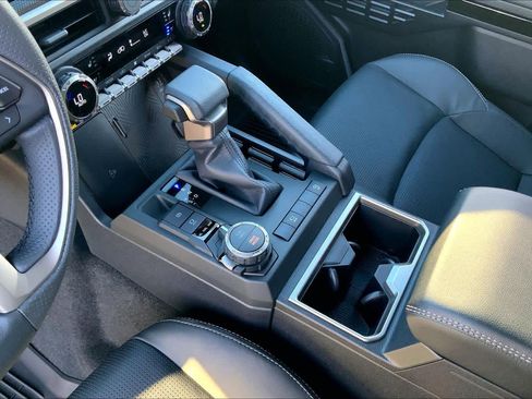 New 2026 Toyota 4Runner Limited image 7