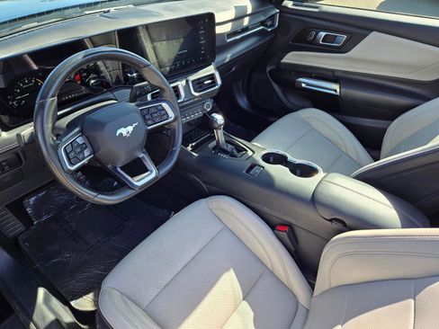 Used 2024 Ford Mustang Premium image 14