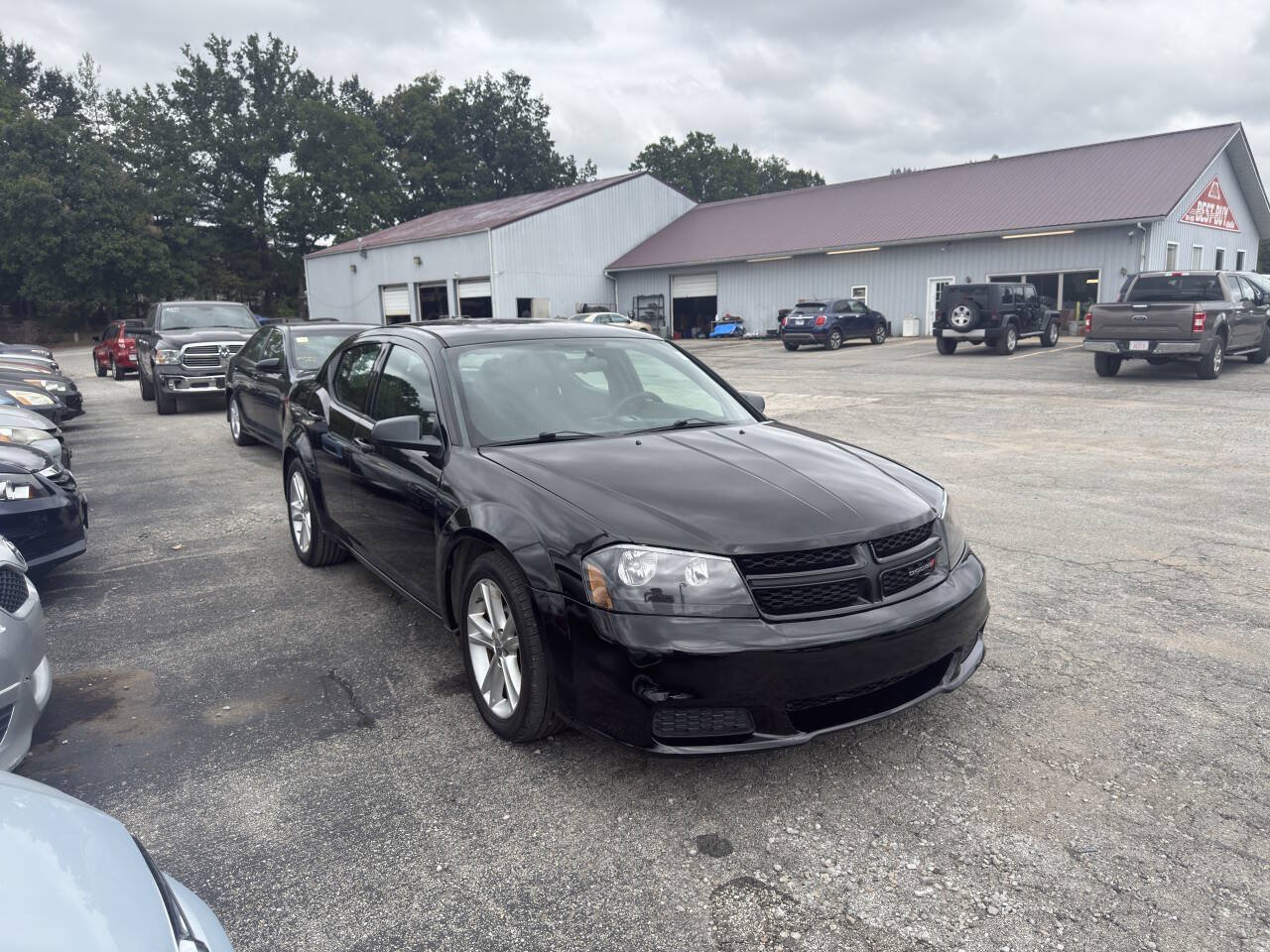 Used 2014 Dodge Avenger SE w/ Rallye Appearance Group FWD image 5