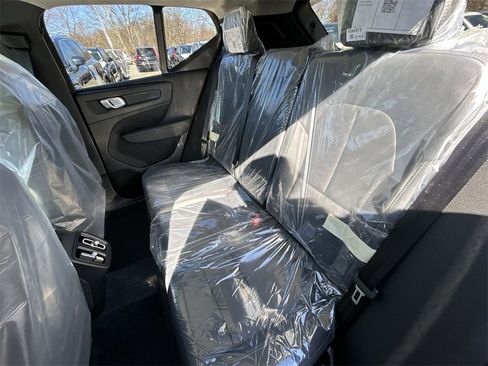 New 2025 Volvo XC40 B5 Core w/ Protection Package Premier image 13