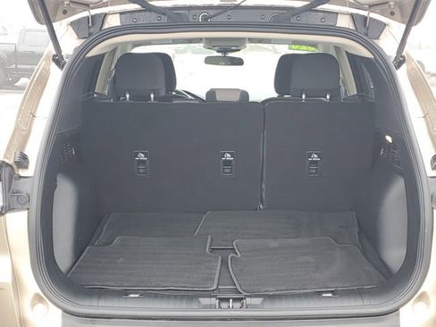 Used 2020 Ford Escape SE image 8