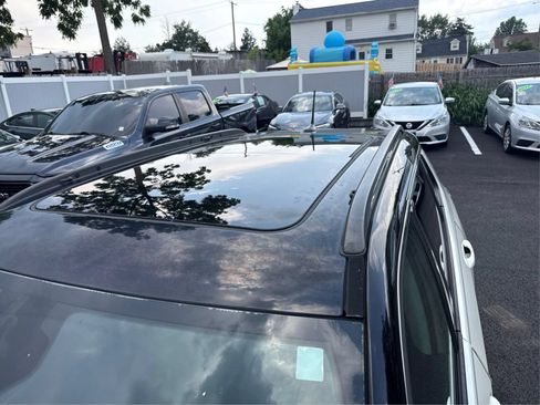 Used 2018 Jeep Compass Limited w/ Navigation Group AWD/4WD image 12