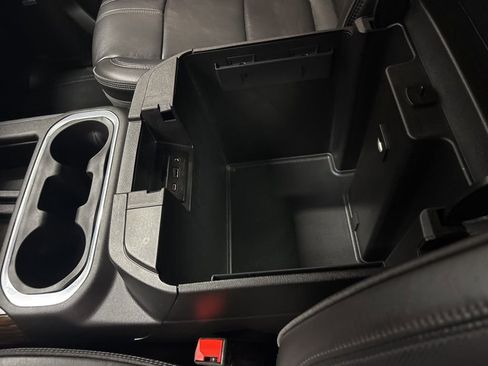 Used 2022 Chevrolet Silverado 3500 High Country w/ Z71 Off-Road Package image 16