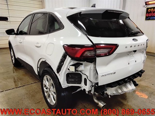 Used 2025 Ford Escape Active AWD/4WD image 6
