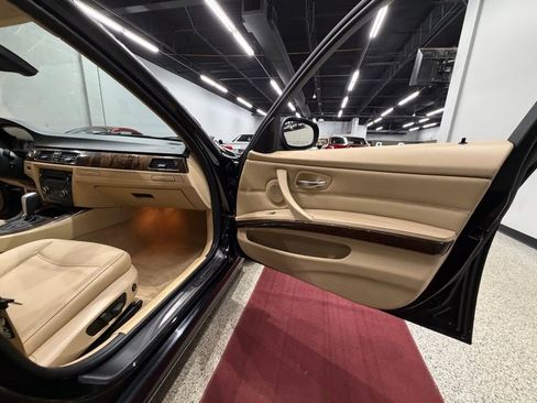 Used 2011 BMW 328i xDrive Sedan image 35