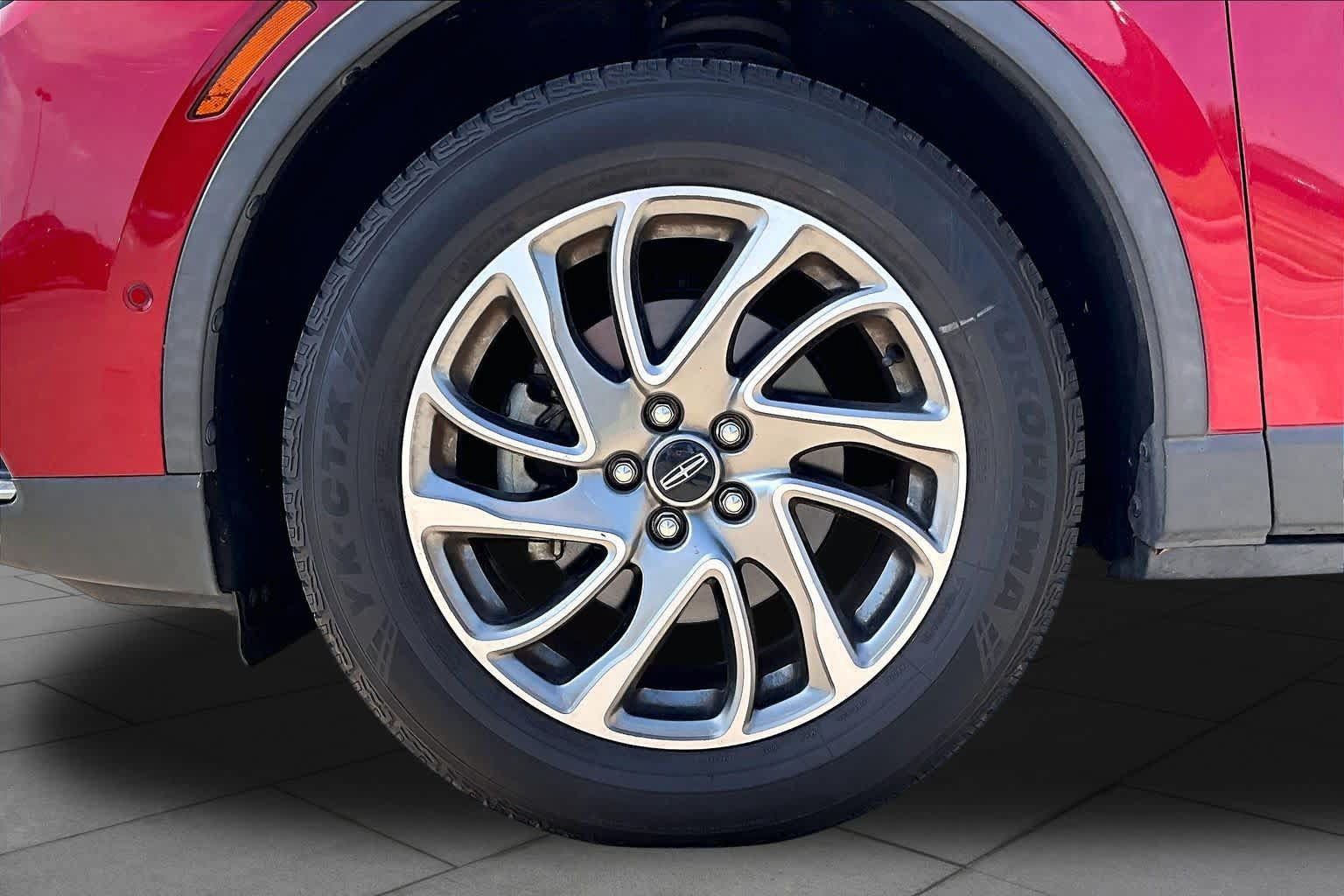 Used 2021 Lincoln Corsair FWD image 10