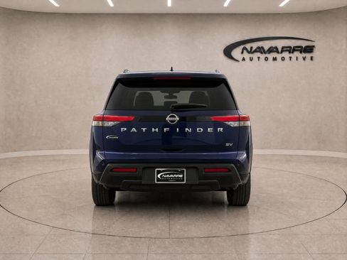 Used 2025 Nissan Pathfinder SV FWD image 6