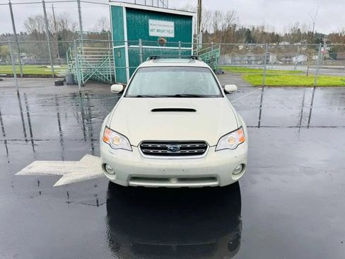 Used 2005 Subaru Outback 2.5XT Limited AWD/4WD image 8
