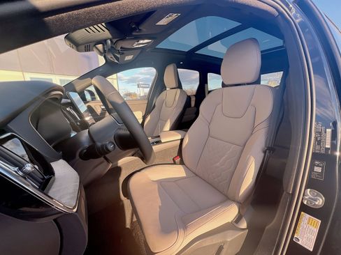 New 2026 Volvo XC60 B5 Plus w/ Protection Package Premier image 13
