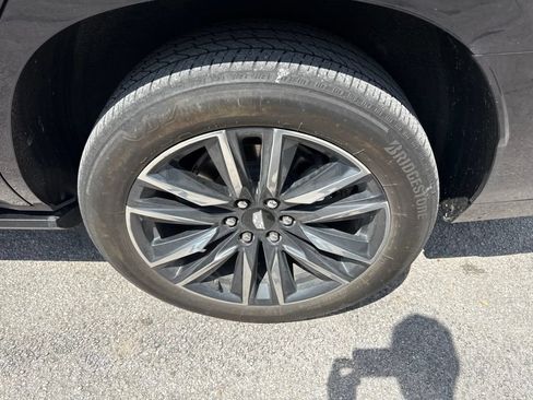 Used 2024 Cadillac Escalade Sport Platinum AWD/4WD image 8