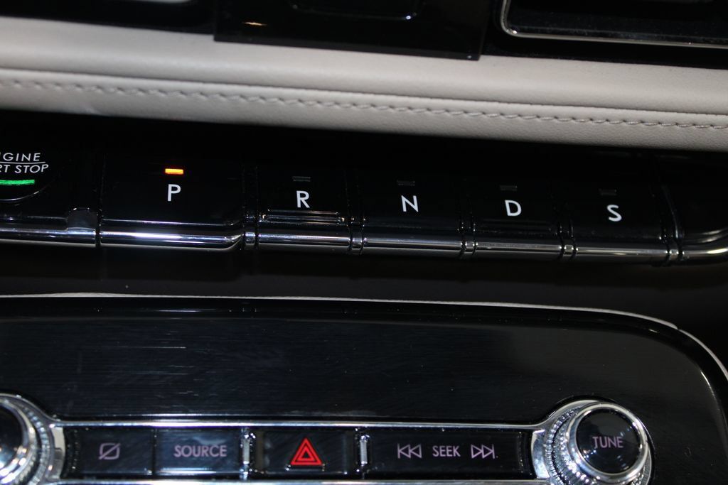 Used 2023 Lincoln Nautilus Reserve AWD/4WD image 44