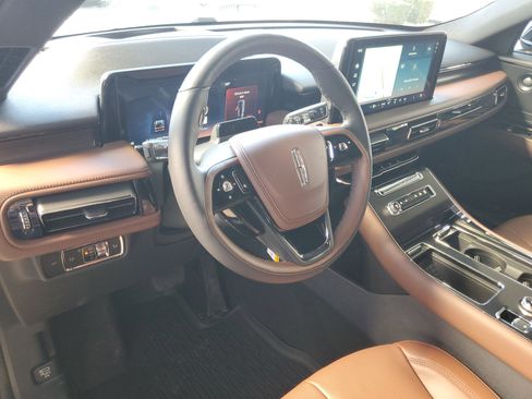New 2026 Lincoln Aviator Reserve image 12