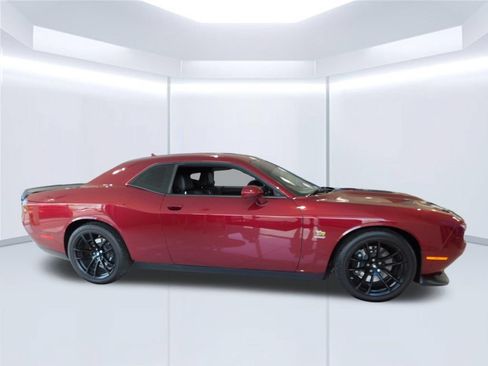 Used 2020 Dodge Challenger R/T Scat Pack w/ Driver Convenience Group RWD image 2