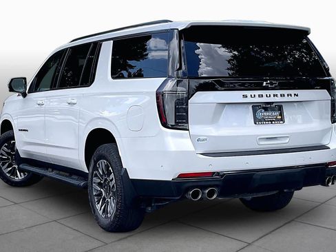 Certified 2025 Chevrolet Suburban Z71 w/ Comfort Package AWD/4WD image 12