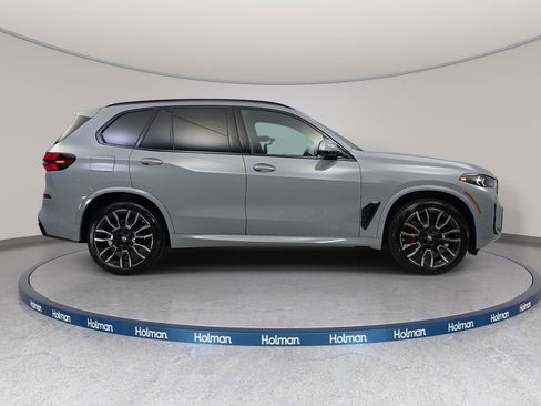 New 2026 BMW X5 xDrive40i w/ M Sport Package AWD/4WD image 4