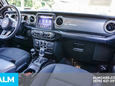 Used 2023 Jeep Gladiator Overland image 24