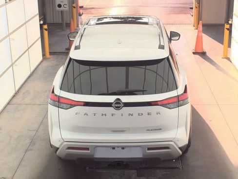 Certified 2025 Nissan Pathfinder Platinum w/ Cargo Package FWD image 10