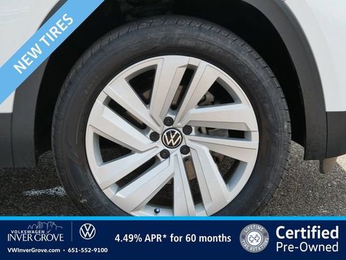 Certified 2023 Volkswagen Atlas Cross Sport SE AWD/4WD image 9
