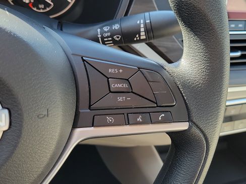 Certified 2025 Nissan Altima 2.5 SV FWD image 20
