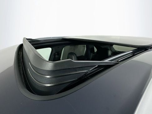 Used 2024 Porsche Cayenne image 14