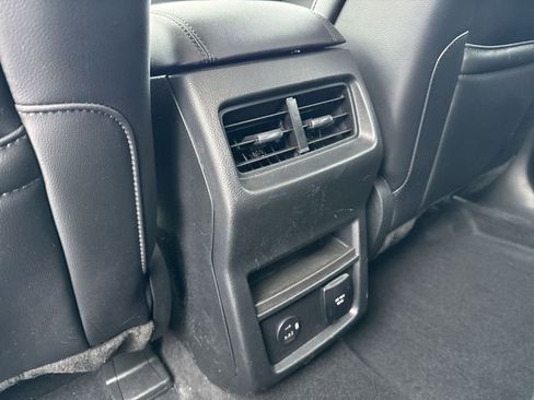 Used 2022 Ford Edge SEL w/ Convenience Package image 23