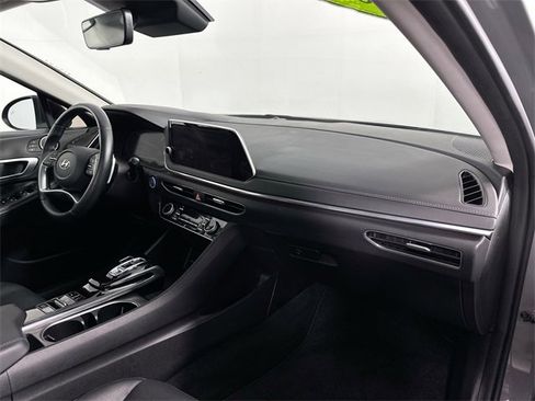 Used 2022 Hyundai Sonata Limited w/ Cargo Package image 30