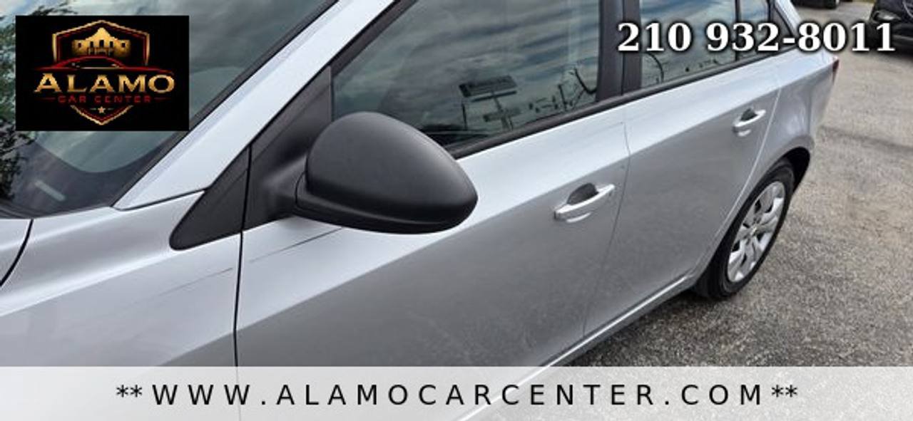Used 2014 Chevrolet Cruze LS FWD image 9