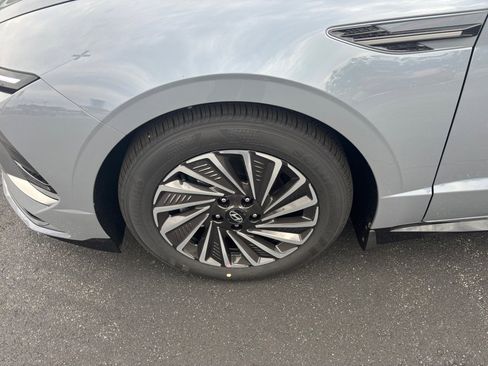 New 2026 Hyundai Sonata SEL FWD image 27