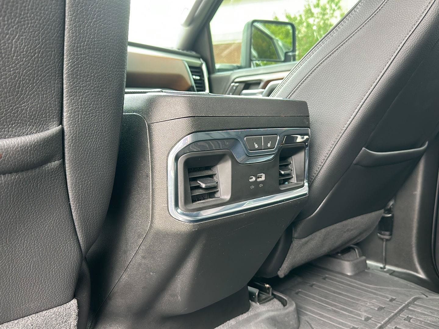 Used 2024 GMC Sierra 2500 Denali w/ Denali Reserve Package AWD/4WD image 28