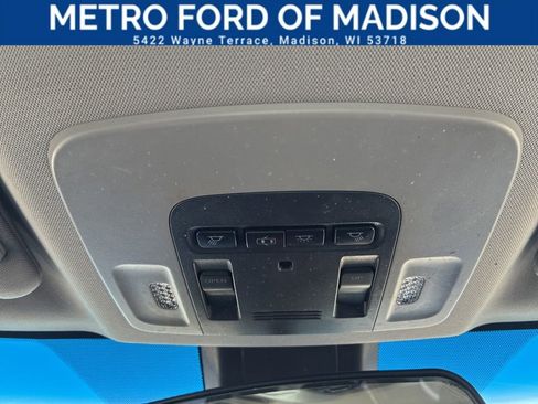 Used 2018 Toyota Camry SE w/ Moonroof Package image 22