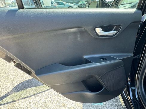 Used 2019 Kia Rio LX image 13