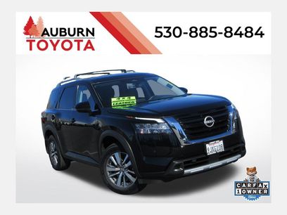Used 2024 Nissan Pathfinder SL