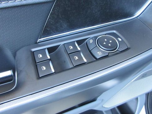 Certified 2024 Ford F150 Lightning Flash AWD/4WD image 10