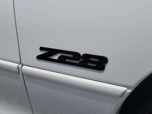Used 1997 Chevrolet Camaro Z28 w/ Preferred Equipment Group 2 RWD image 7