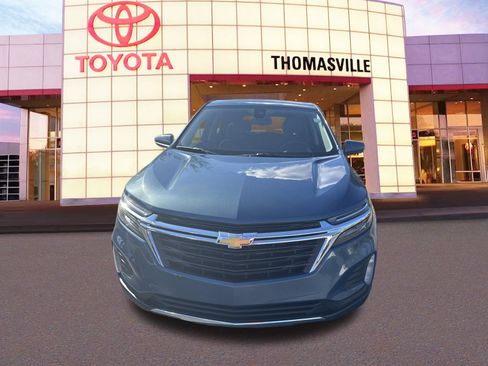 Used 2024 Chevrolet Equinox LT image 2
