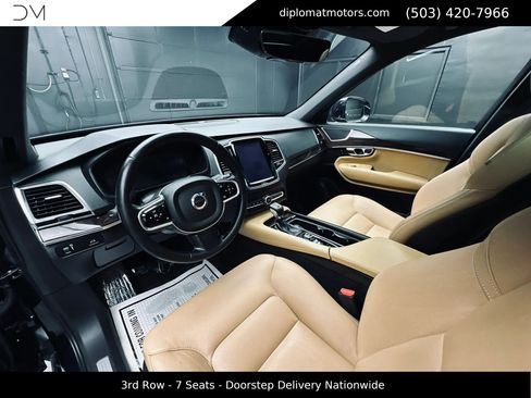 Used 2017 Volvo XC90 T6 Momentum w/ Vision Package AWD/4WD image 17