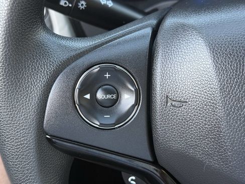Used 2020 Honda HR-V LX image 28