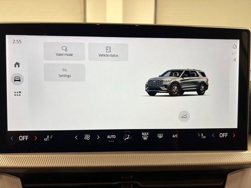 Used 2025 Ford Explorer Active image 57
