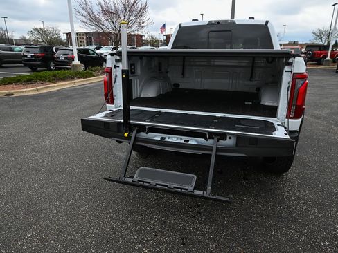 New 2025 Ford F150 Raptor AWD/4WD image 14